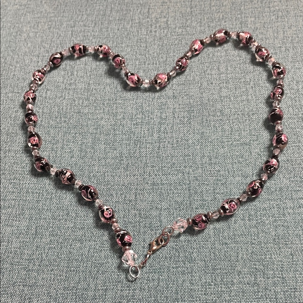 MURANO GLASS ELEGANT NECKLACE.